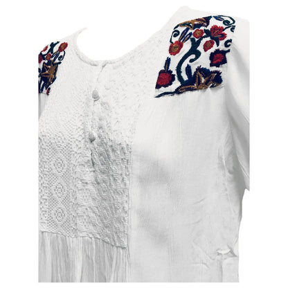 White Crinkled Gauze Seventies Vintage Embroidery 3/4 Sleeve Peasant Lace Boho Blouse Top